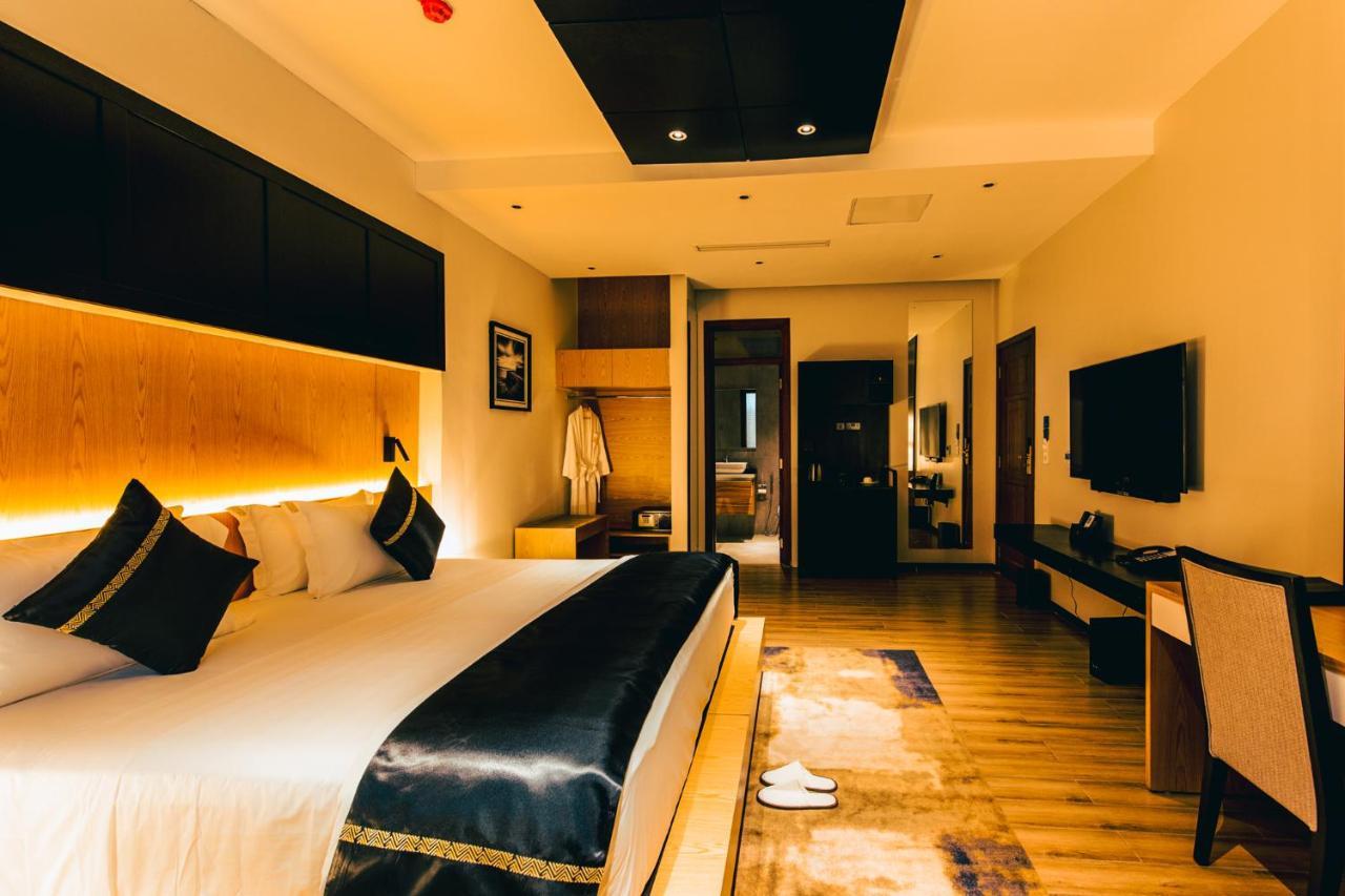 Blackwood Boutique Hotel And Apartments Дар-эс-Саламе Экстерьер фото