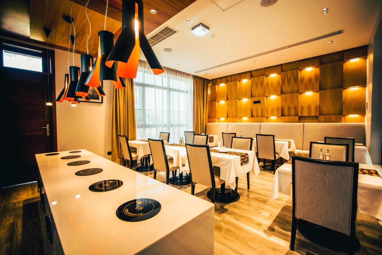 Blackwood Boutique Hotel And Apartments Дар-эс-Саламе Экстерьер фото